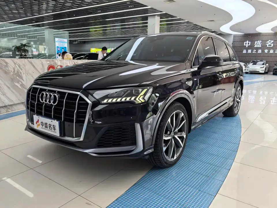 Audi Q7 55 TFSI quattro S line Sport 2022