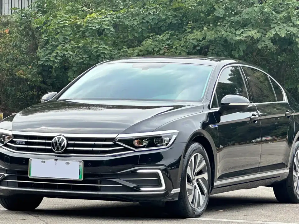 Volkswagen Magotan GTE Plug-in Hybrid GTE Luxury 2025
