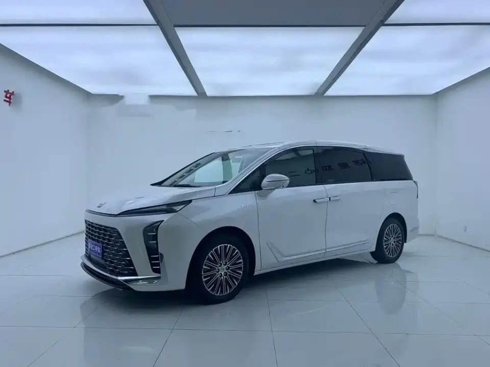 Buick GL8 New Energy Landglory Premium Edition 7-Seater 2025