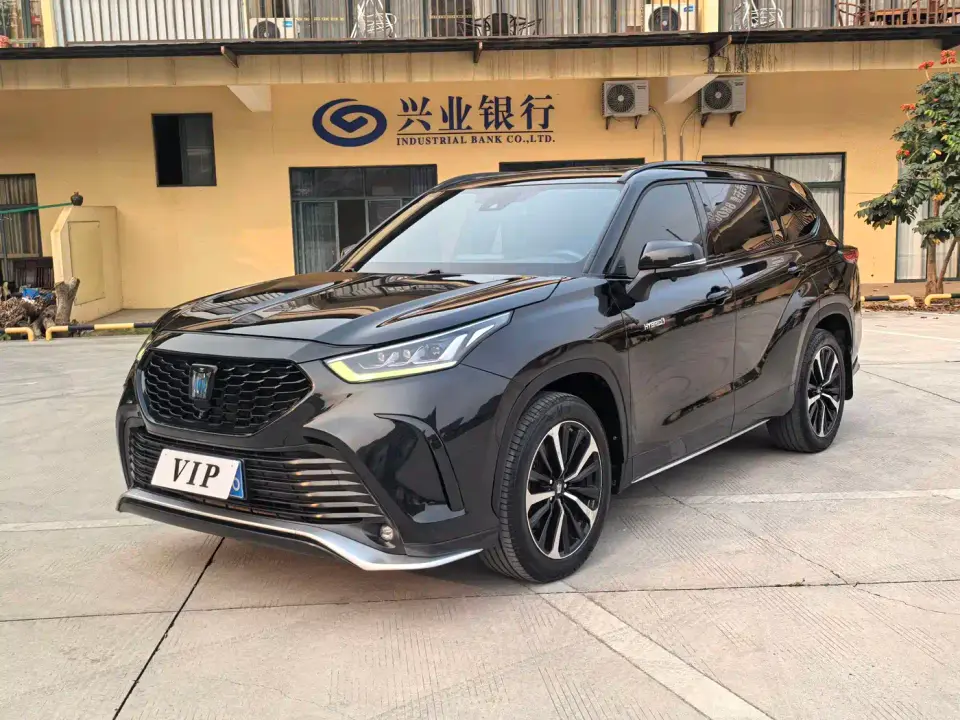 Toyota Crown Kluger 2.5L HEV 4WD Luxury 2022