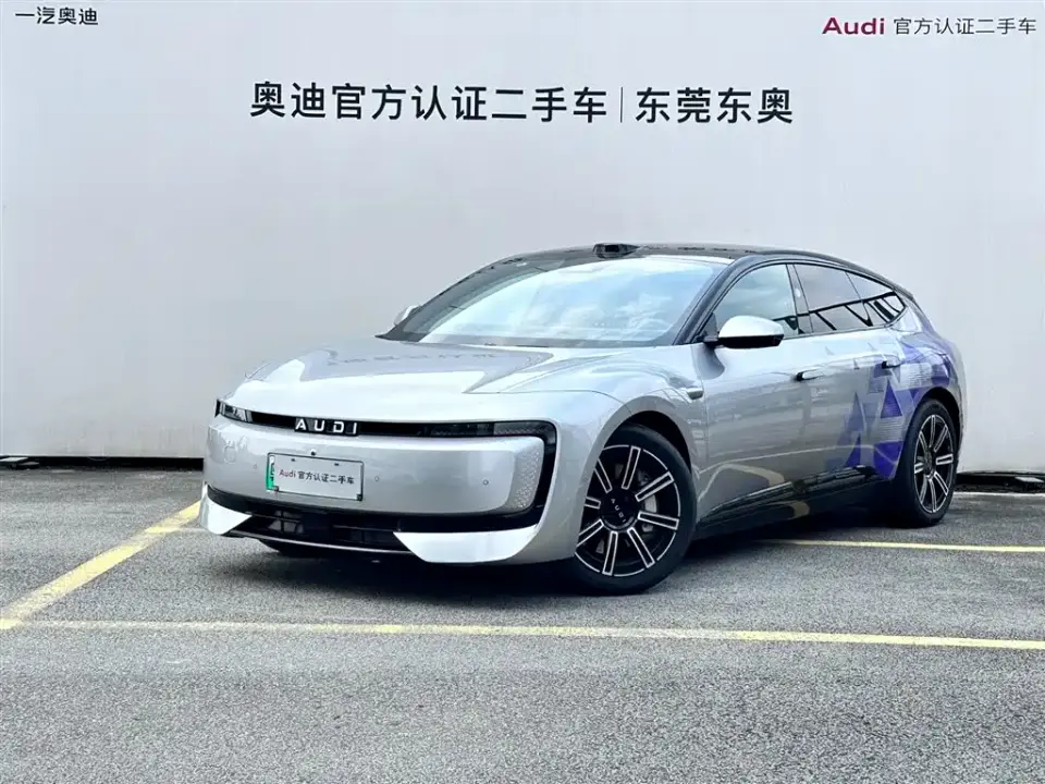 Audi E5 Sportback 386kw 4WD 2025
