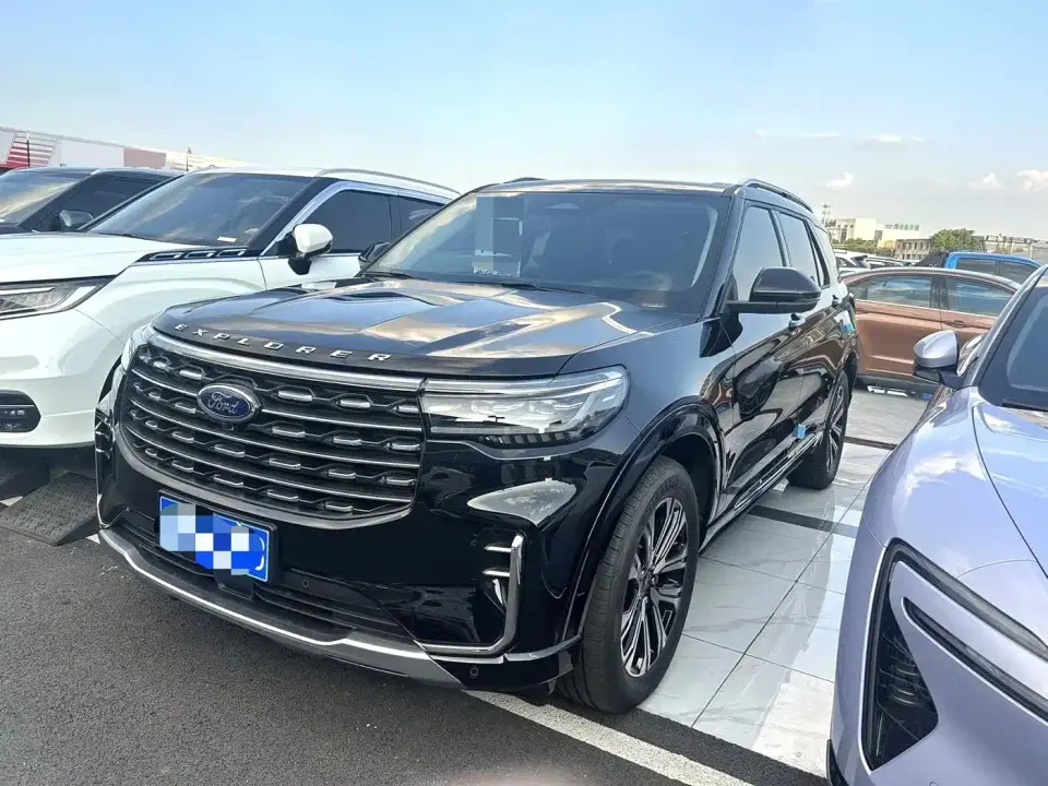 Ford Explorer 2.3T EcoBoost AWD Titanium Edition 7-Seater 2026