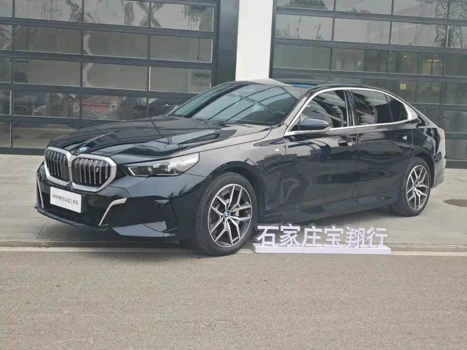 BMW i5 eDrive 35L M Sport Package 2024