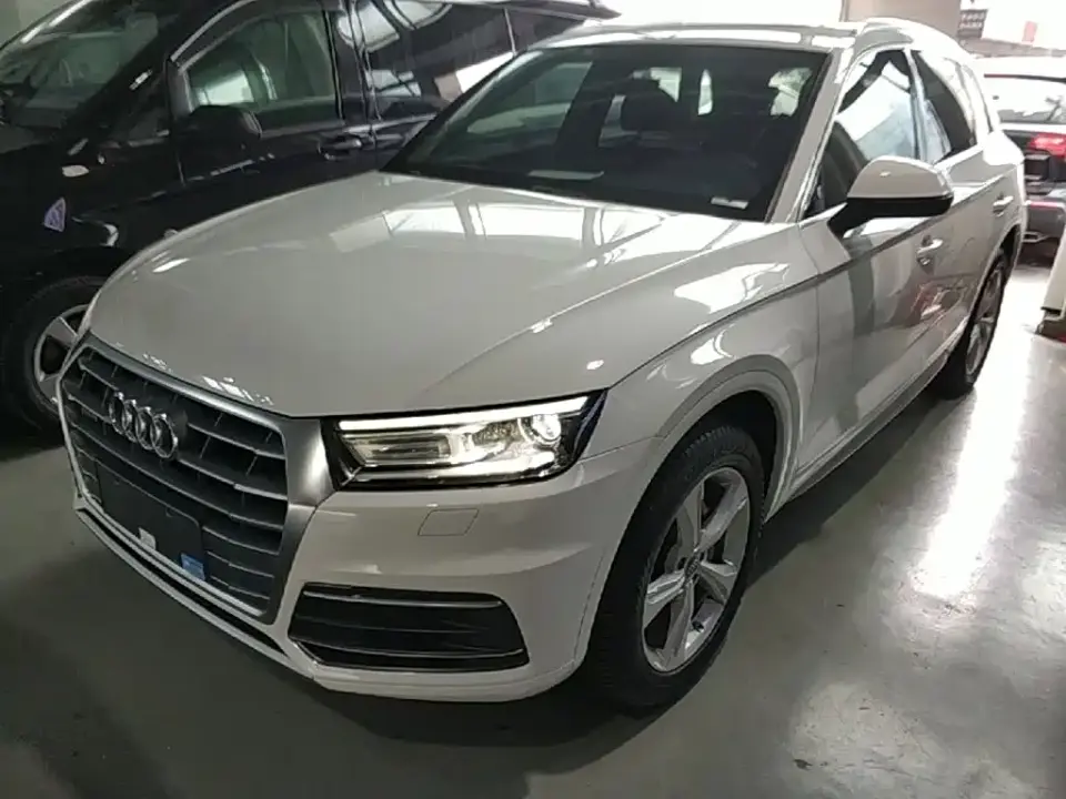 Audi Q5L Facelift 40 TFSI Honor Progressive 2020