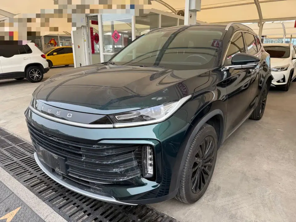 Exeed Lingyun 300T 2WD Star Glory 2022