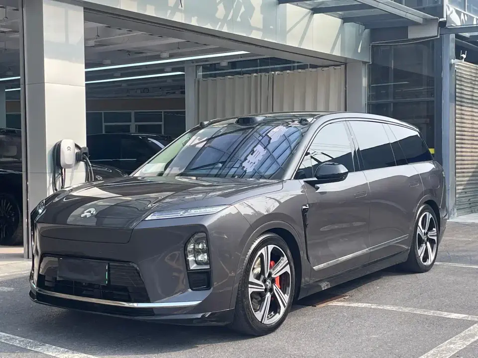 NIO ES8 Model 6-Seat Executive Luxury Edition 2025