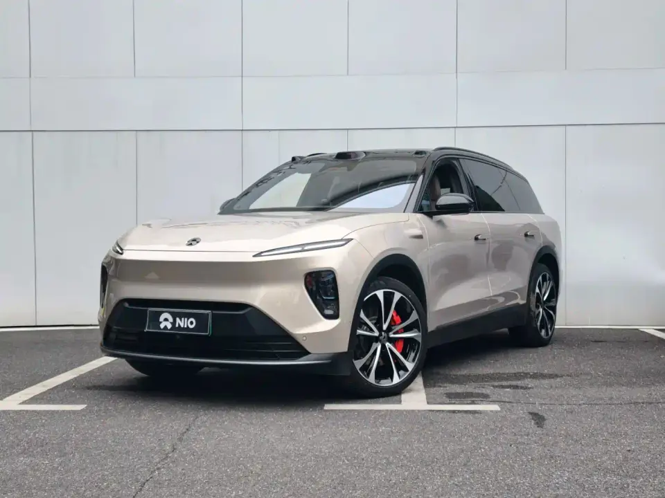 NIO ES8 100kWh Signature Edition 2023