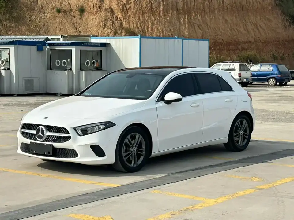 Mercedes-Benz A-Class (Import) A 200 Dynamic Version 2020