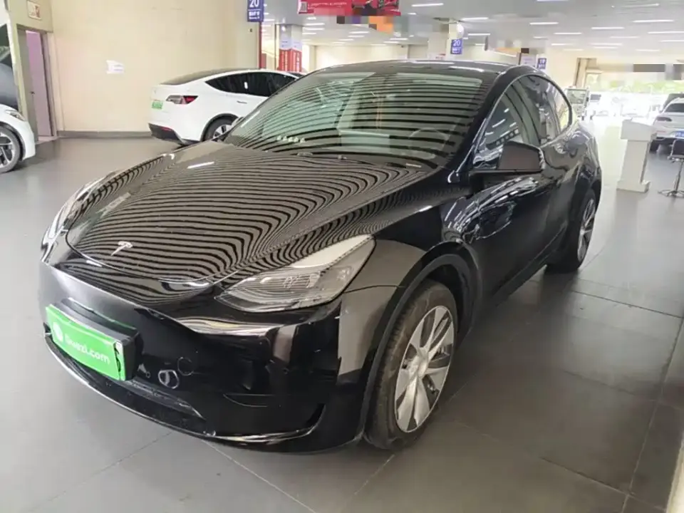 Tesla Model Y Facelift Rear-Wheel Drive Version 2023