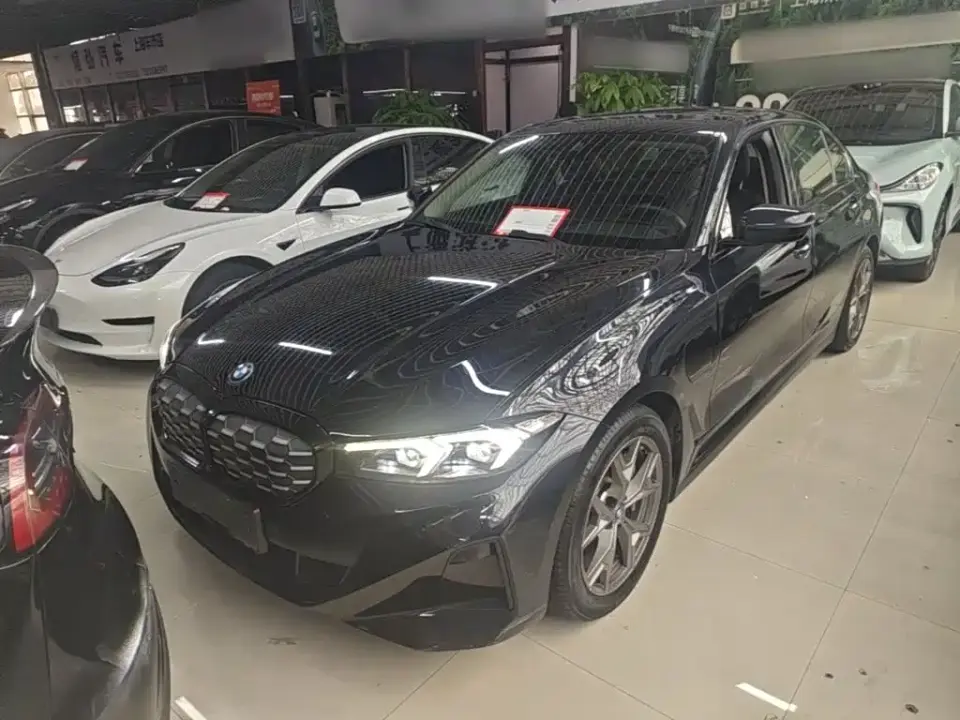 BMW i3 eDrive 35 L 2022
