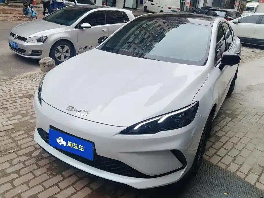 BYD Hai Bao 05 DM-i DM-i Smart Drive Edition 55KM Luxury 2025