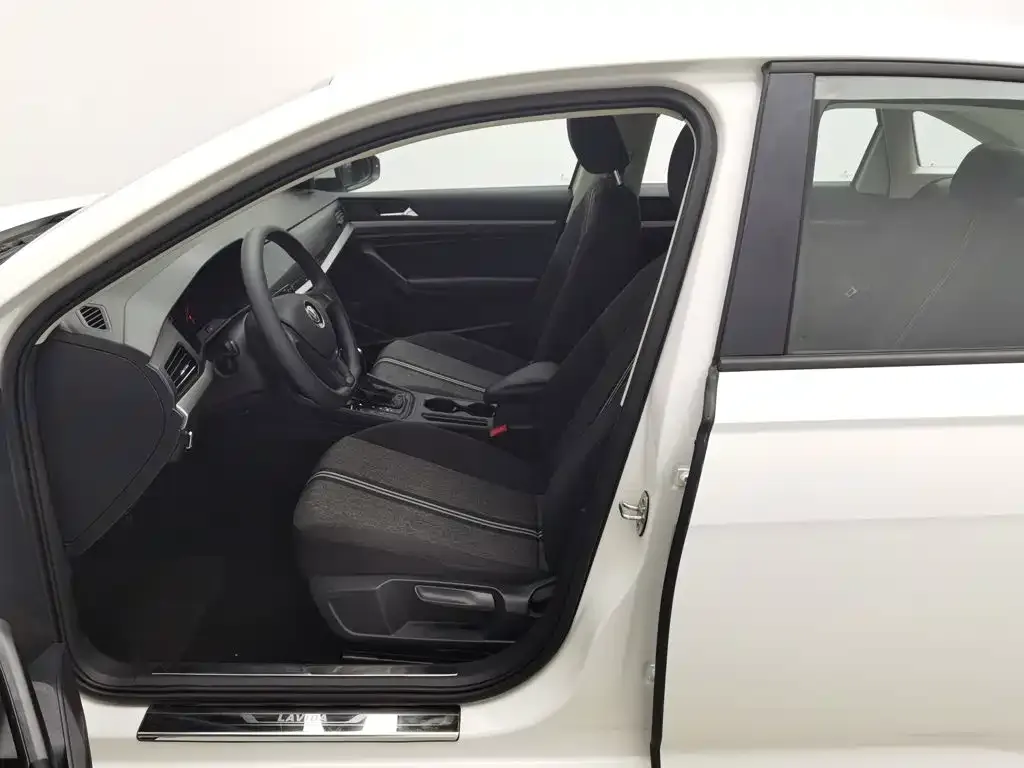 Volkswagen Lavida 1.5L Automatic Trend Edition China VI 2019 — фото 10