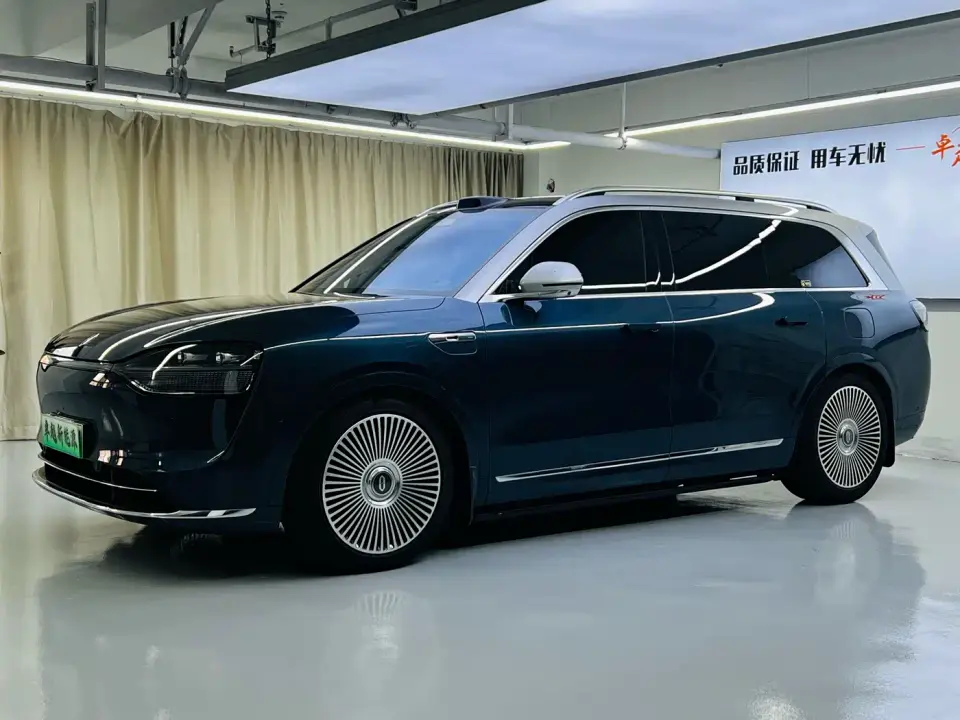 AITO Wenjie AITO M9 Range Extender Max Edition 42kWh 6-seater 2024