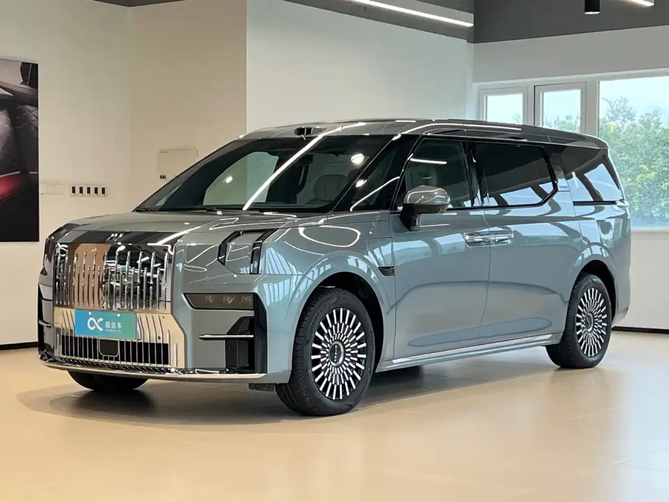 Zeekr 009 6-seat Executive AWD 108kWh 2025