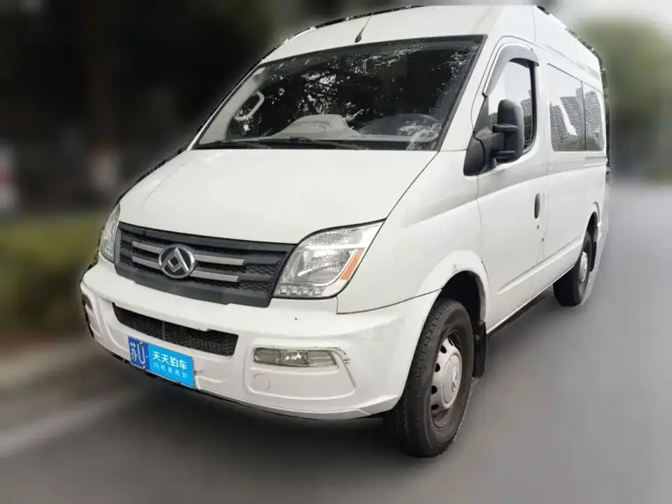 SAIC Maxus Xintu V80 2.0T Manual Classic Aoyuntong Short Wheelbase Medium Roof 7/8/9 Seater 2022