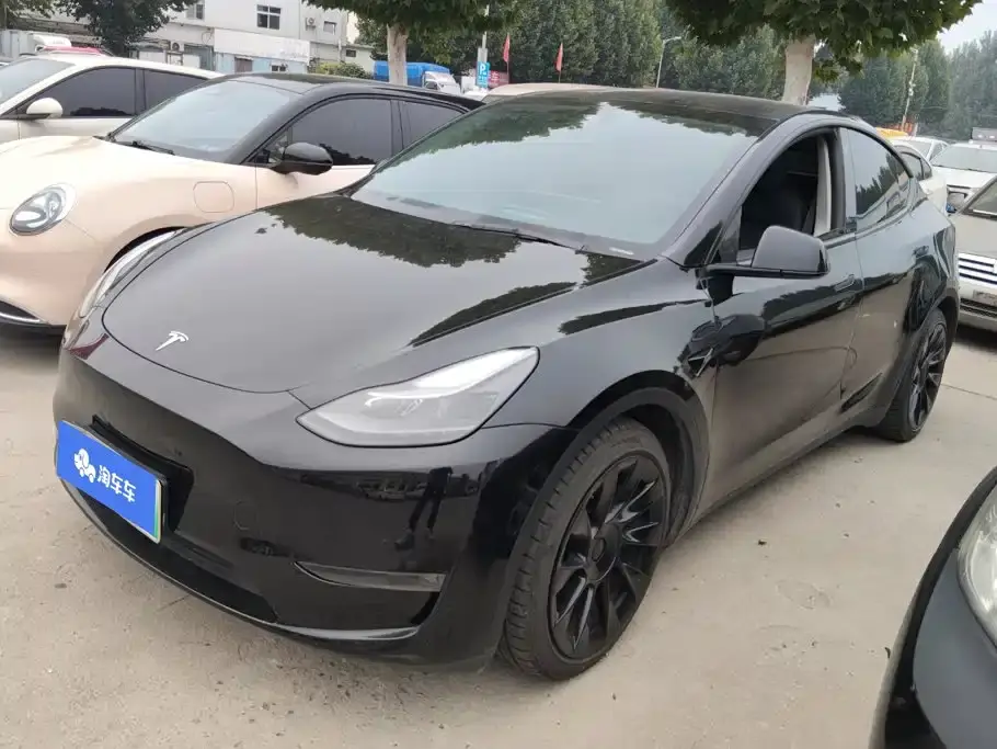 Tesla Model Y Standard Range Rear-Wheel Drive 2022