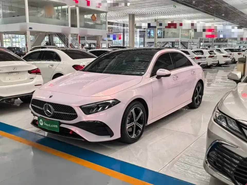 Mercedes-Benz A-Class A 200 L Fashion Edition 2025