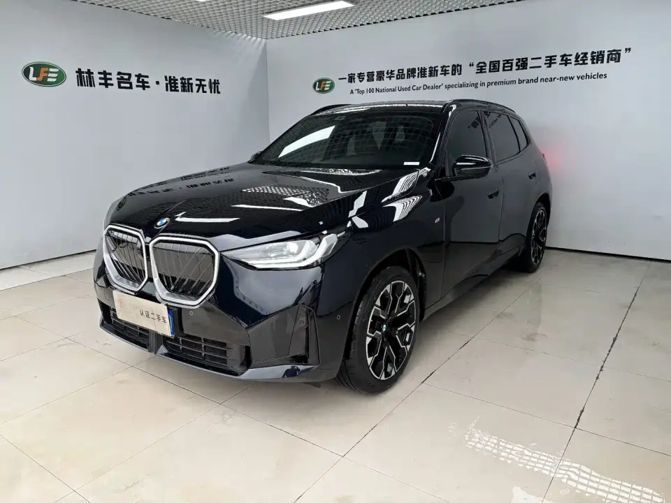 BMW X3 xDrive30L Leading Trim M Sport Shadowline Package 2026