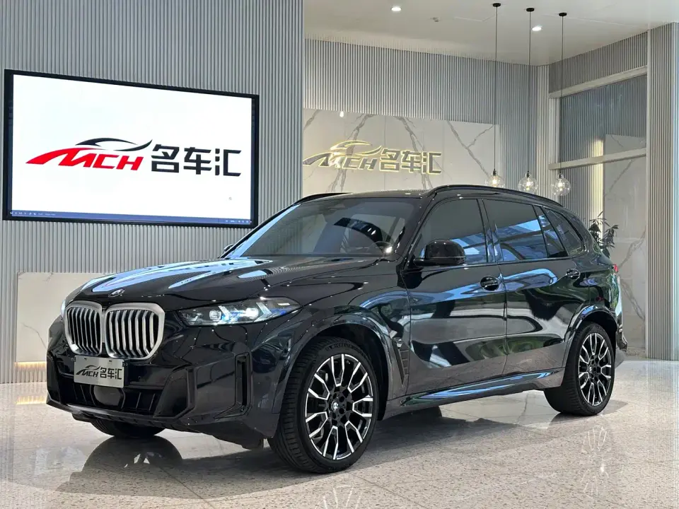 BMW X5 Model xDrive 40Li M Sport Blackout Package 2025