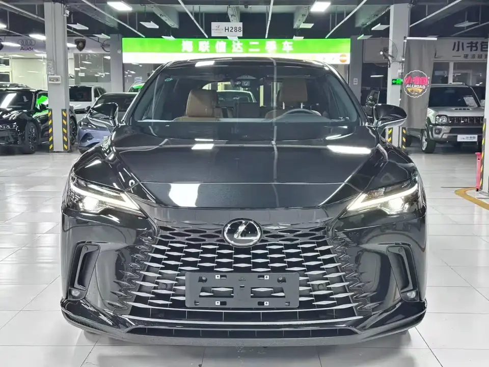 Lexus RX 300 AWD Premium Edition 2026