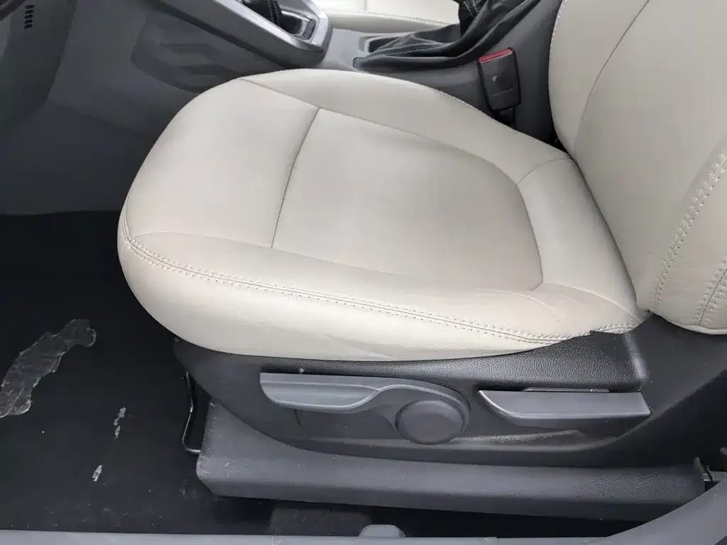 Baojun RS-3 1.5L Manual Smart Comfort 2021 — фото 20