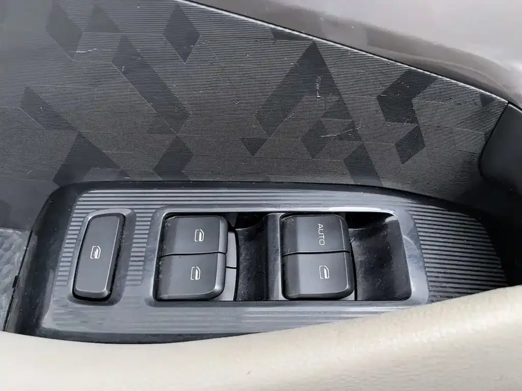 Baojun RS-3 1.5L Manual Smart Comfort 2021 — фото 9