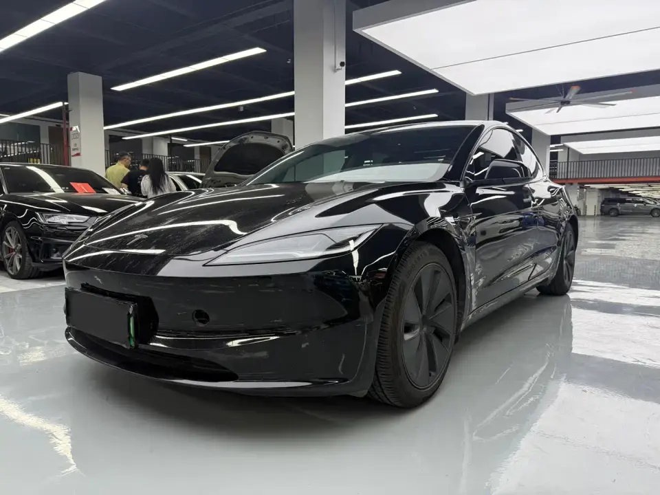Tesla Model 3 Long Range All-Wheel Drive 2023