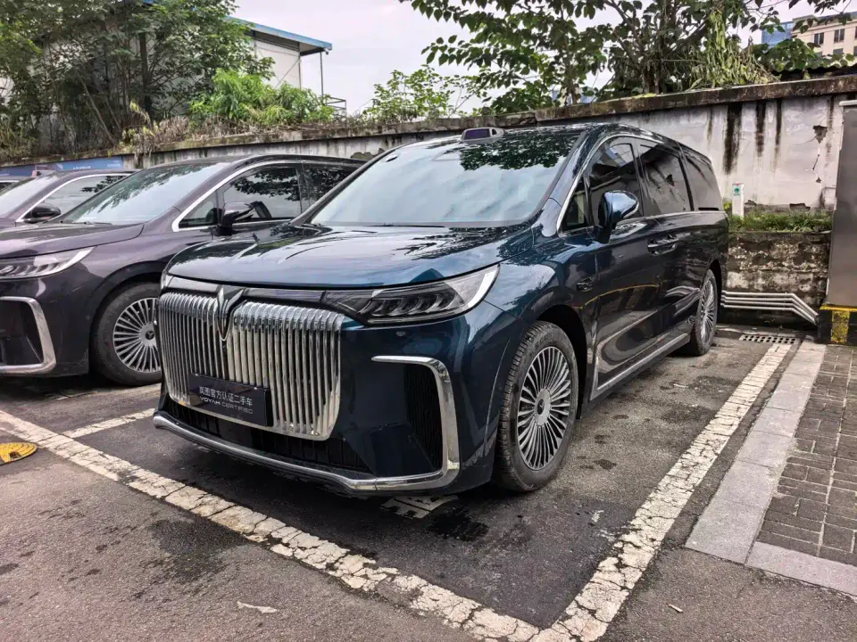 Voyah Auto Voyah Dreamer Model PHEV 4WD Premium QianKun Edition 2025