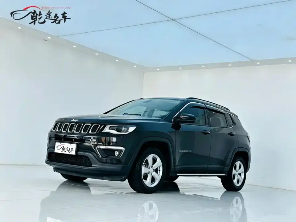 Jeep Compass 220T Automatic Family Edition 2019