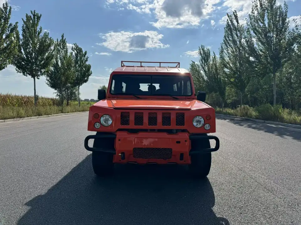 BAW (Beijing Automobile Works) Warrior 2.4T 4-Door 4WD Gasoline Version 8-Seater (China VI) 2020