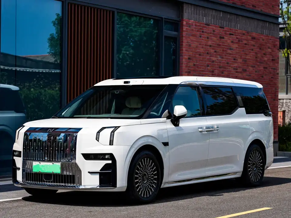 Zeekr 009 6-seat Executive AWD 108kWh 2025