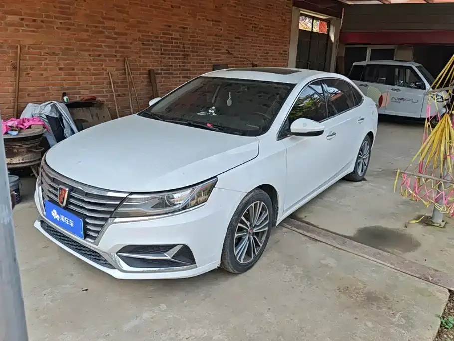 Roewe i6 PLUS 1.6L CVT 4G Connected Glory Flagship Edition 2019