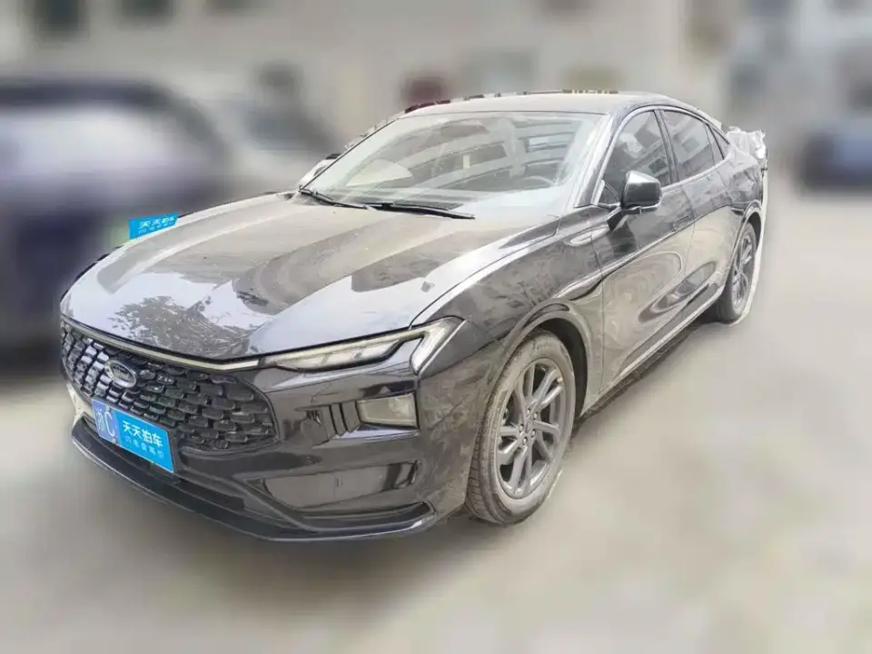 Ford Mondeo 1.5T EcoBoost Luxury 2025