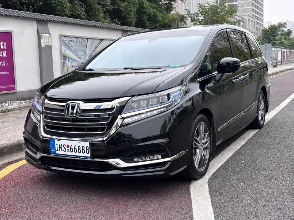 Honda Elysion 2.0L Hybrid Luxury Edition 2021