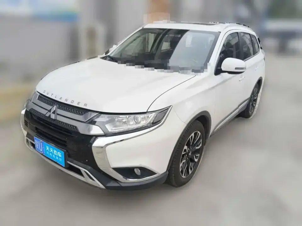 Mitsubishi Outlander 2.0L 2WD Premium 5-seater 2021