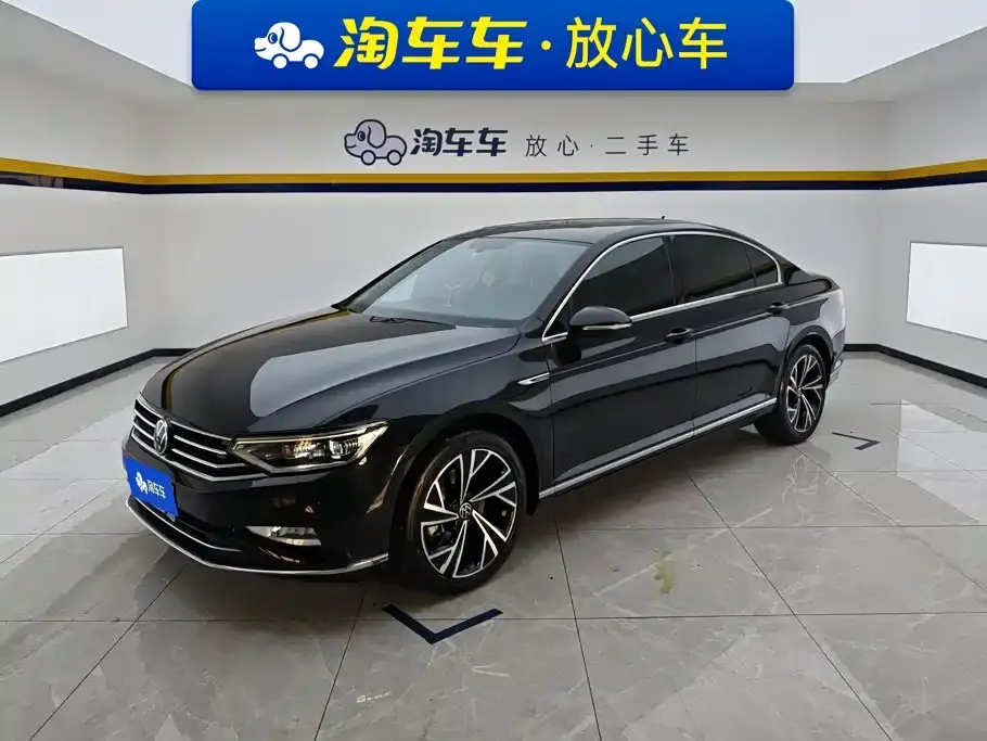 Volkswagen Magotan 330TSI DSG Luxury 2022