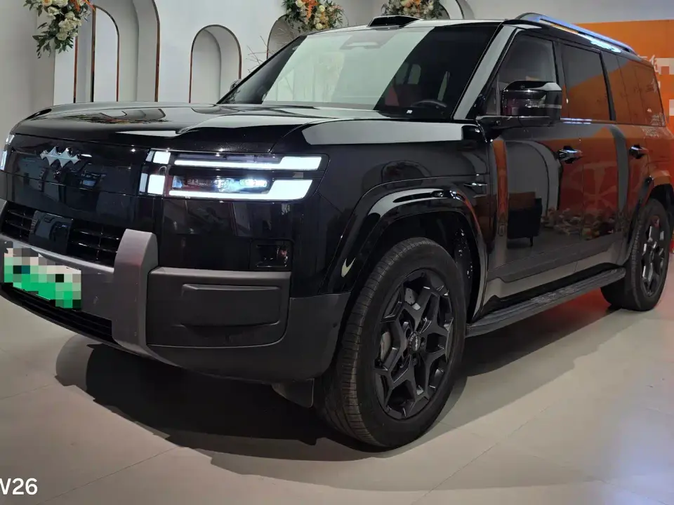 Fangchengbao Titanium 7 AWD Base Model 2025