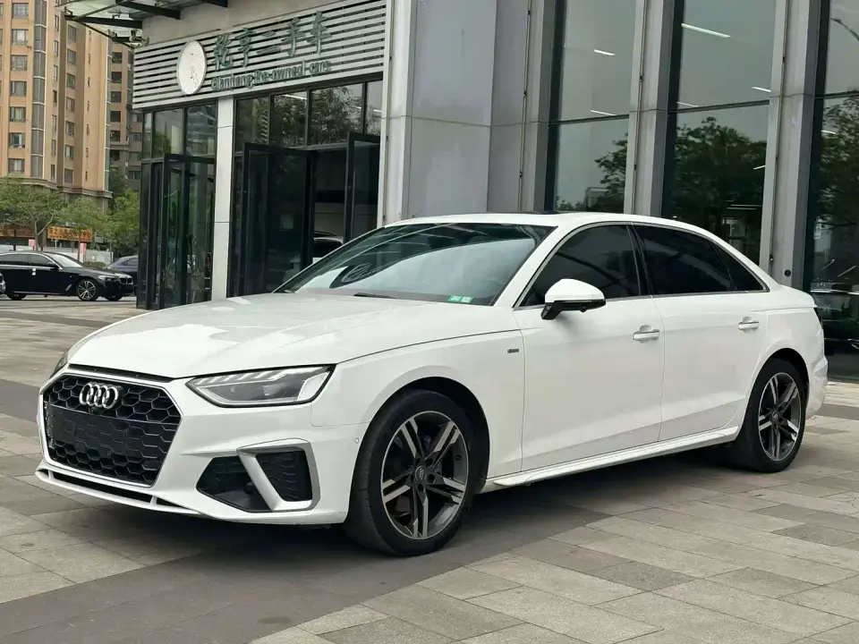 Audi A4L 40 TFSI Luxury Dynamic 2020