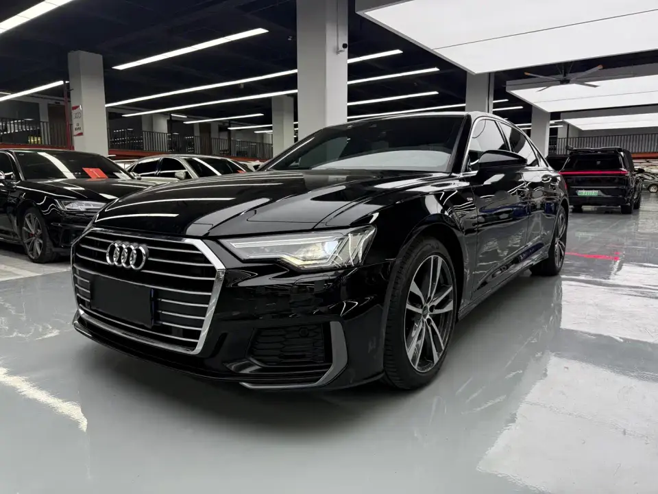 Audi A6L 40 TFSI Luxury Dynamic 2022