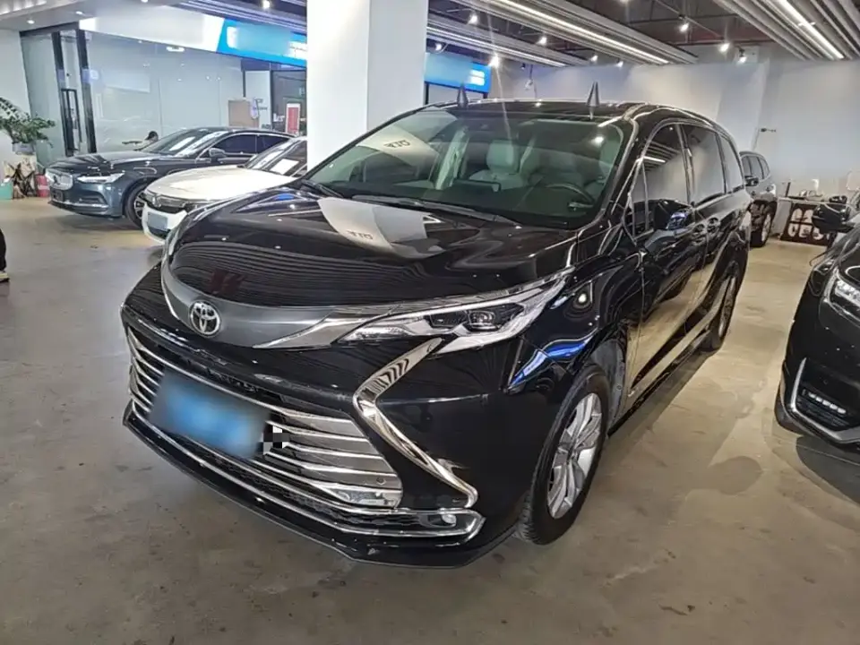 Toyota Sienna 2.5L Hybrid Comfort Edition 2024