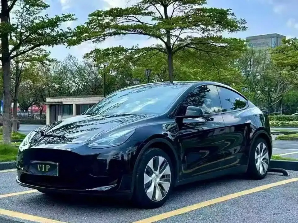 Tesla Model Y Facelift Rear-Wheel Drive Version 2023