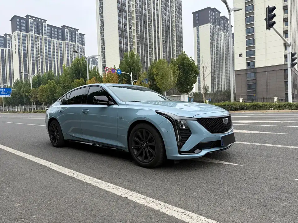 Cadillac CT5 Model 28T Track Performance Edition 2025