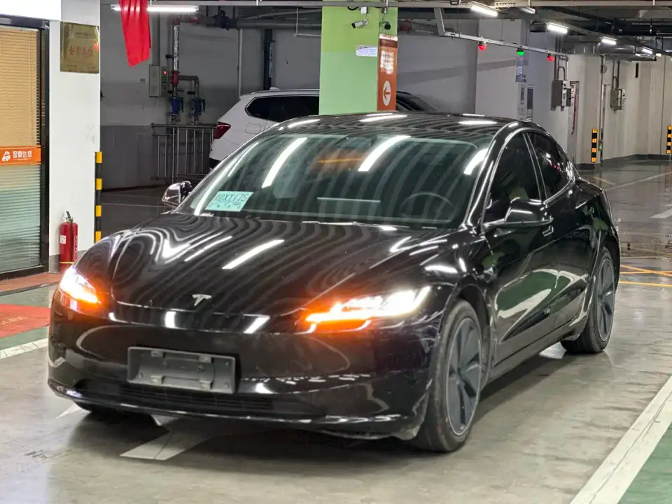 Tesla Model 3 Rear-Wheel Drive 2024