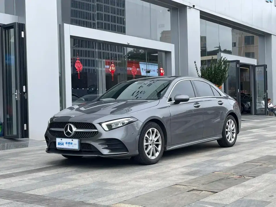 Mercedes-Benz A-Class A 200 L Sport Sedan Fashion Edition 2021