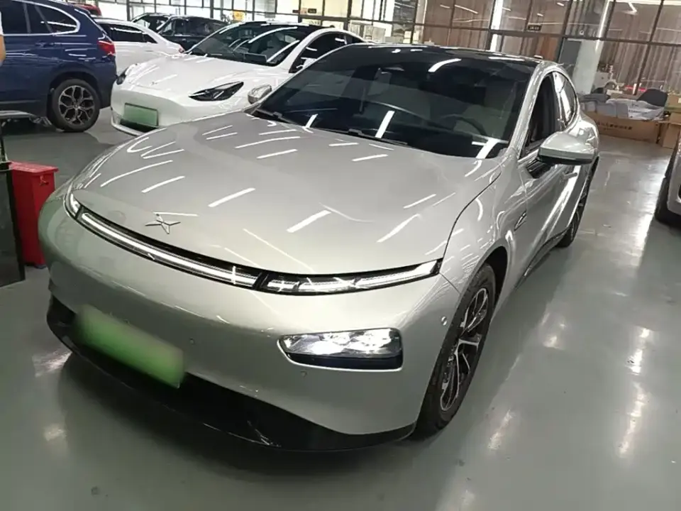 XPeng P7 Model 586N 2021