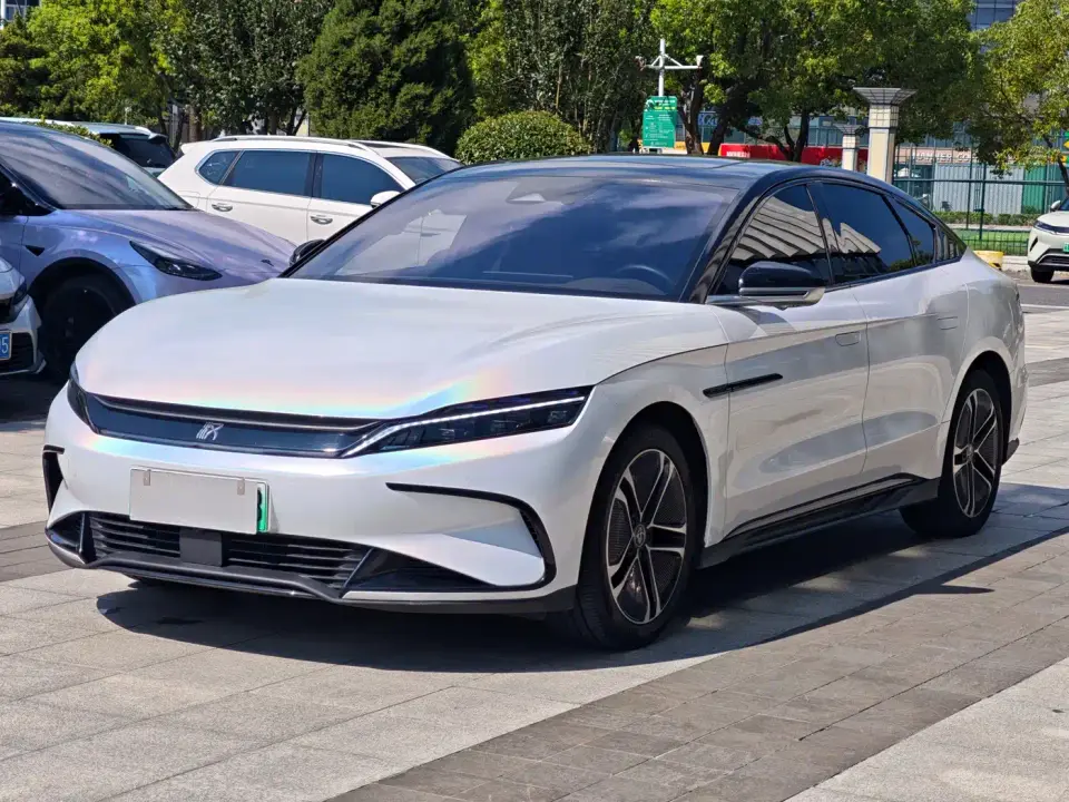 BYD Han EV Glory Edition 605KM FWD Premium 2024