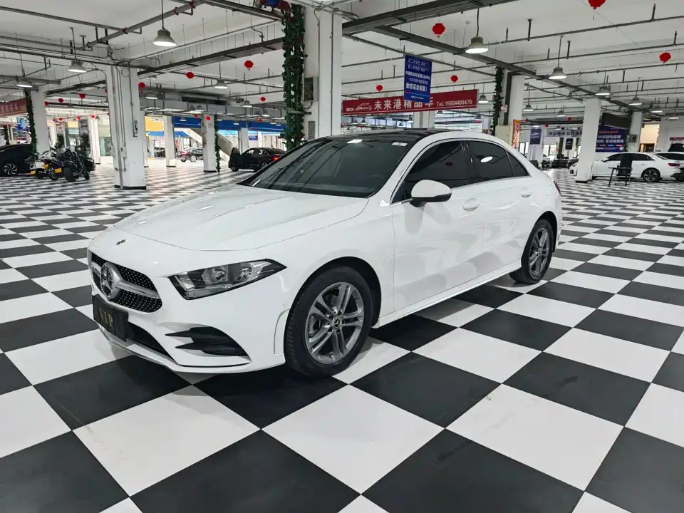 Mercedes-Benz A-Class A 180 L Sport Sedan 2022