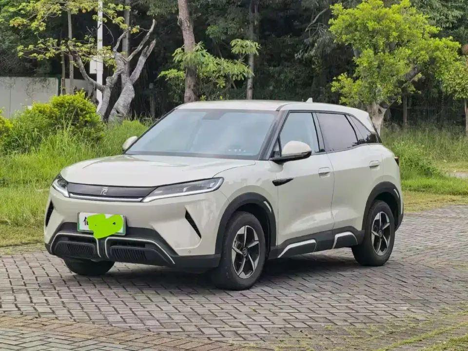 BYD Yuan UP 401KM Leading Edition 2025