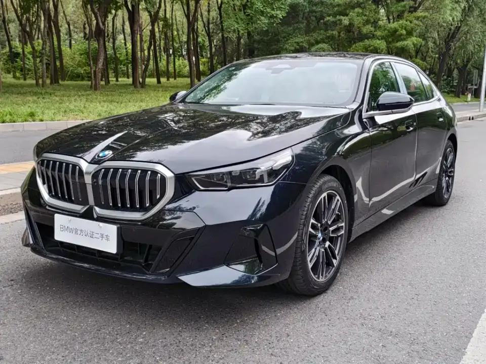 BMW 5 Series 530Li Leading M Sport Package 2026