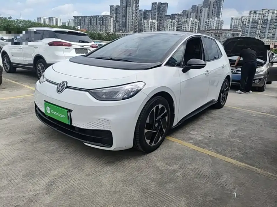 Volkswagen ID.3 Outstanding Edition 2024